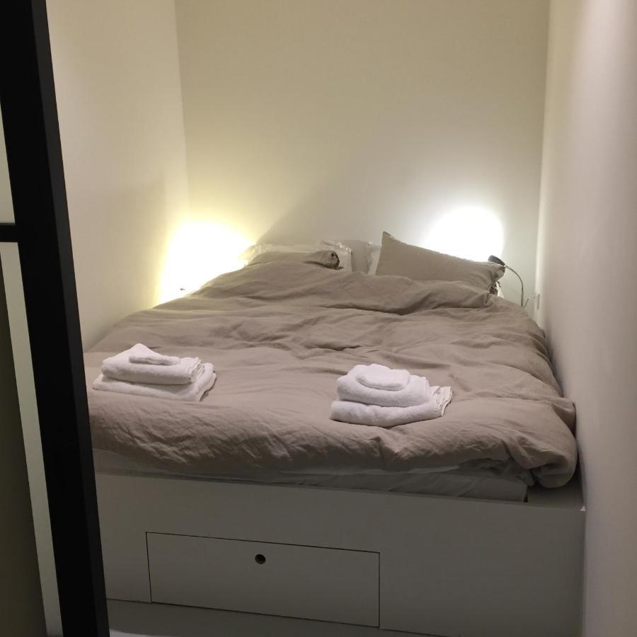 Bed and Breakfast Studio 28A6 With Free Parking Place Amsterdam Exterior foto